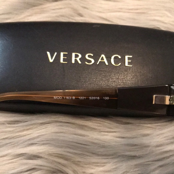 Versace Non-prescribed Glasses - Picture 5 of 5